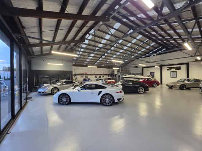 Classy CBD Mixed-Use Showroom & Warehouse