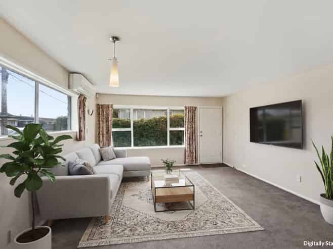 1/22 Clive Street, Phillipstown