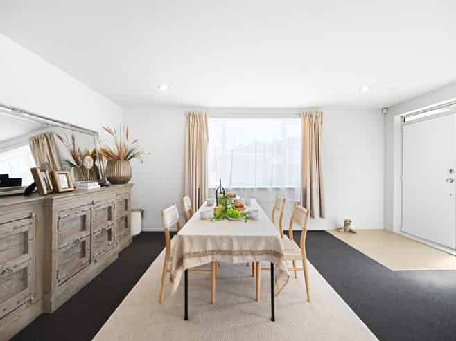 17 Barwick Place, Huntington