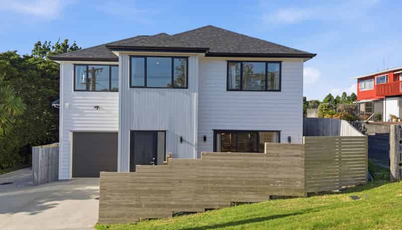 57A Tui Glen Road, Birkenhead