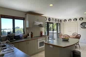 56 Plummers Point Road, Te Puna