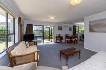 2 Kanawa Street, Waikanae