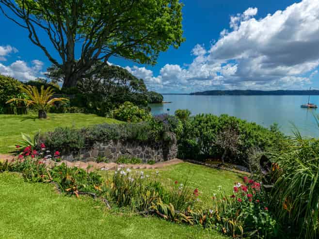 89 West End Road, Westmere