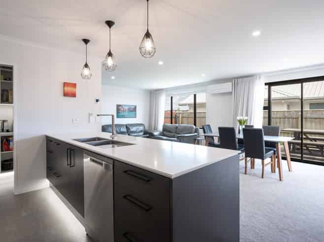 43 Woodley Road, Richmond