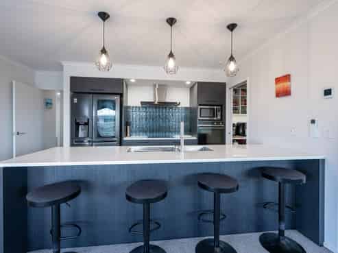 43 Woodley Road, Richmond