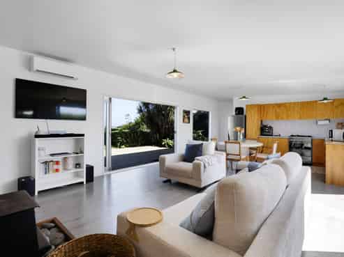 32 Anglers Avenue, Okato