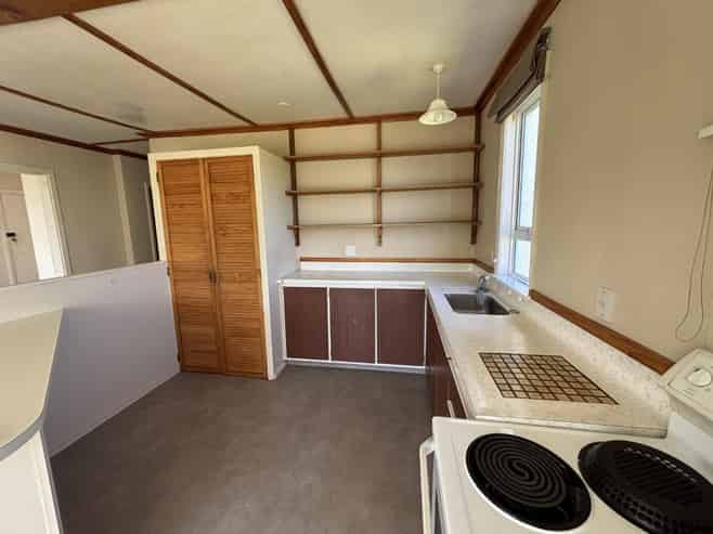 77 Lincoln Road, Springvale