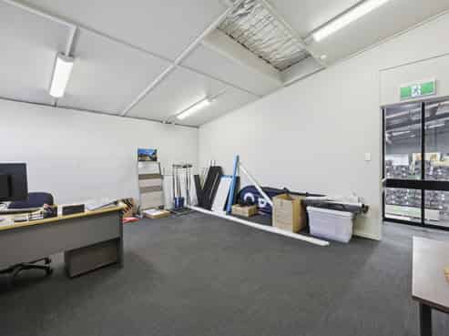 High Profile Industrial Investment - Long Lease