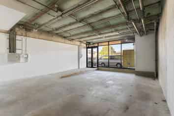 Premium Retail Opportunity  