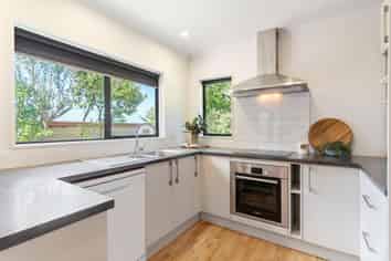 3/599 Glenfield Road, Totara Vale