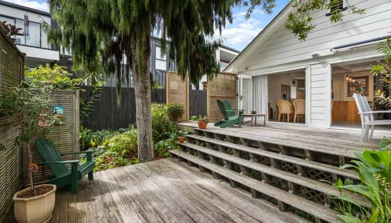 2 Taylor Road, Mangere Bridge