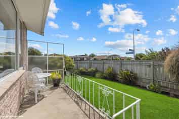 31 Belfield Street, Dallington