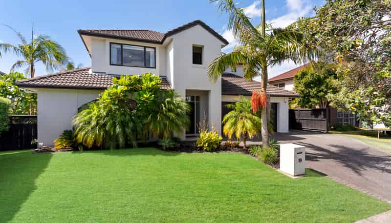 19 Pine Harbour Parade, Beachlands