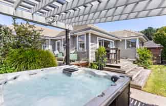 6 Rawson Street, Tawa