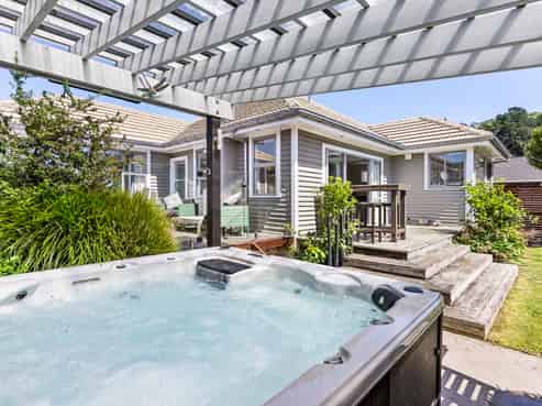 6 Rawson Street, Tawa