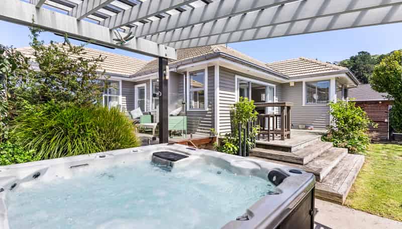 6 Rawson Street, Tawa