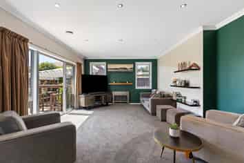 6 Rawson Street, Tawa