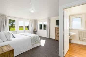 357 Hook School Road, MAKIKIHI