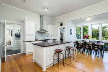 357 Hook School Road, MAKIKIHI