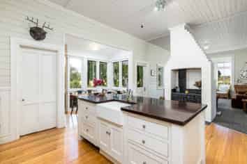 357 Hook School Road, MAKIKIHI