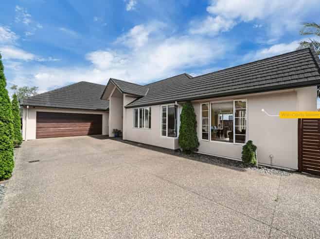 11 Fintry Place, Flat Bush