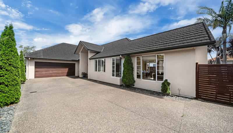 11 Fintry Place, Flat Bush