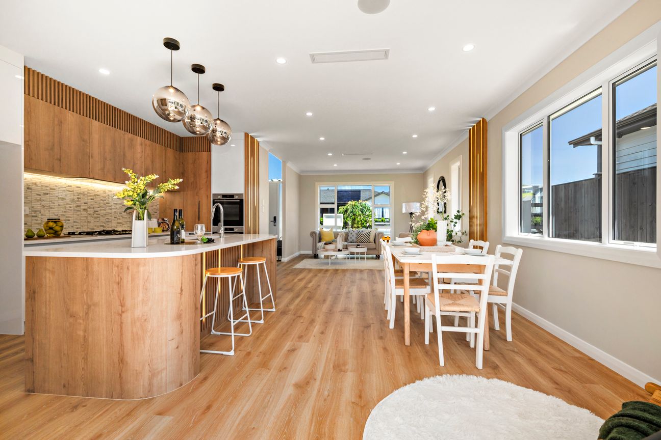 Family Haven with Self-Contained Granny Potential - More