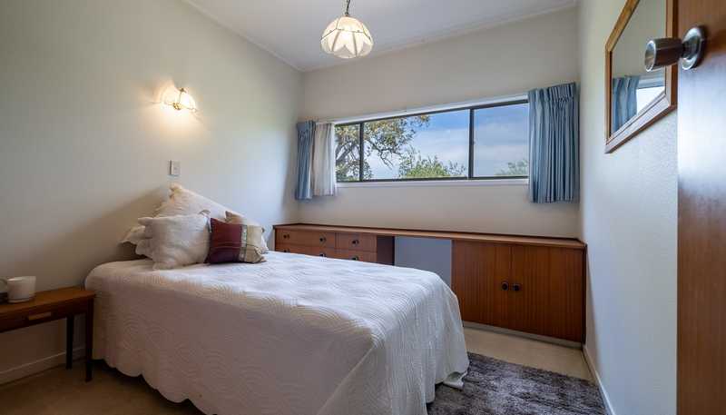 116 and 12 Great South Road, Huntly