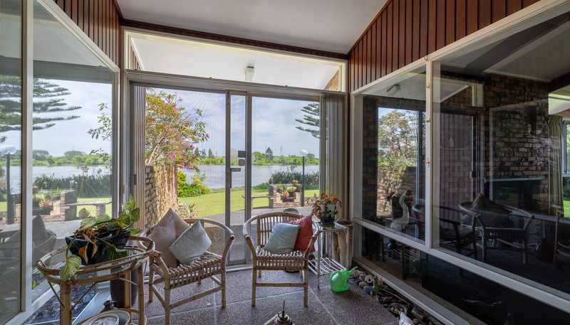 116 and 12 Great South Road, Huntly