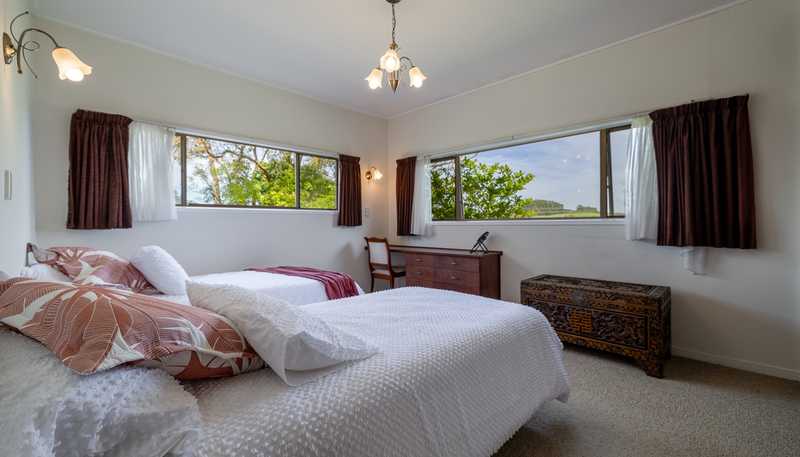 116 and 12 Great South Road, Huntly