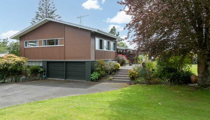 116 and 12 Great South Road, Huntly