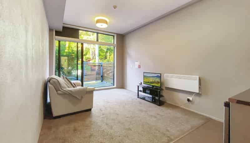 003/20 Glenmore Street, Thorndon