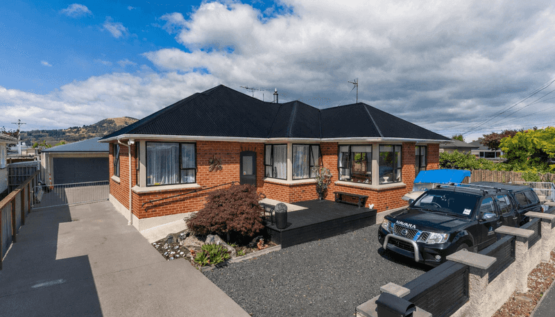 15 Tay Street, Mosgiel