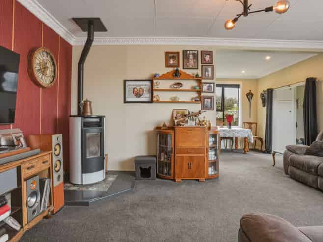 15 Tay Street, Mosgiel