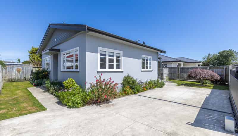 113A Bartholomew Road, Levin