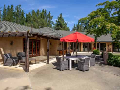 120 Hillview Road, Alexandra