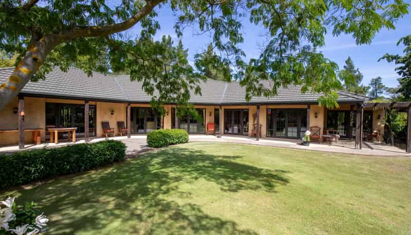 120 Hillview Road, Alexandra