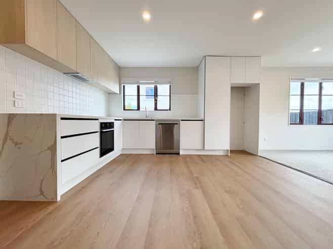 4/402 Wilsons Rd N, Waltham