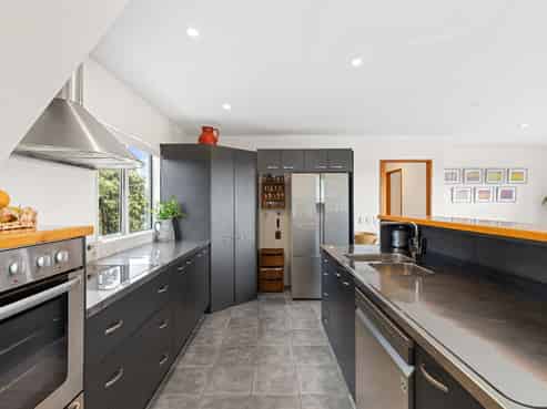 18 Marram Way, Peka Peka