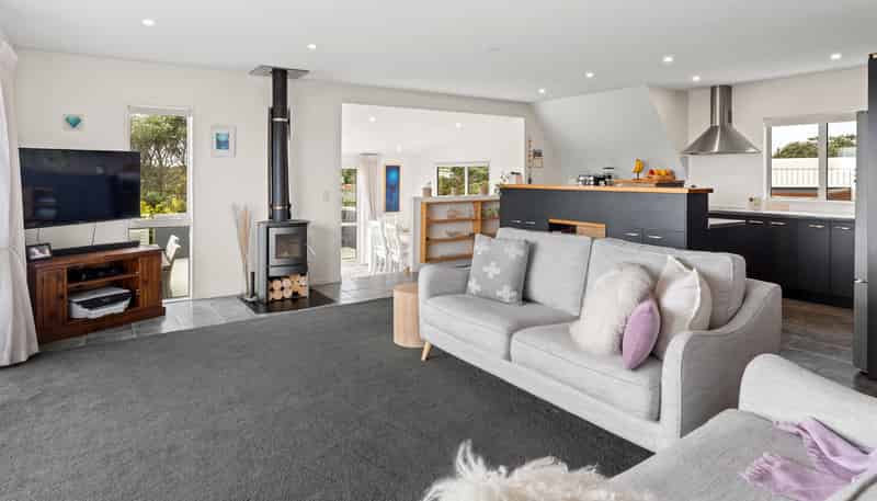 18 Marram Way, Peka Peka