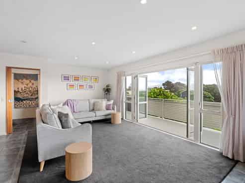 18 Marram Way, Peka Peka
