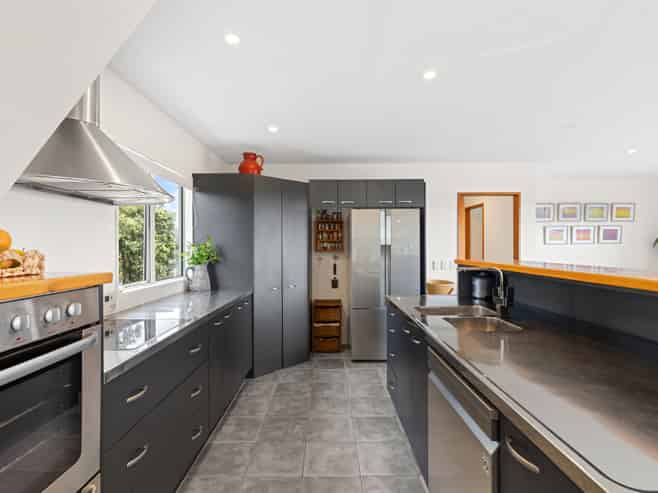 18 Marram Way, Peka Peka