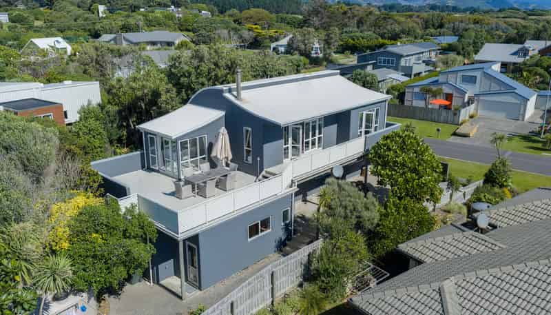 18 Marram Way, Peka Peka