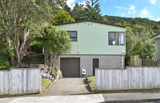 43 Franklyn Road, Tawa