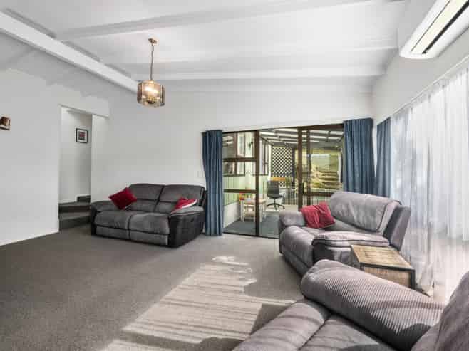 43 Franklyn Road, Tawa