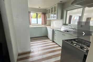 10 Stout Street, westport