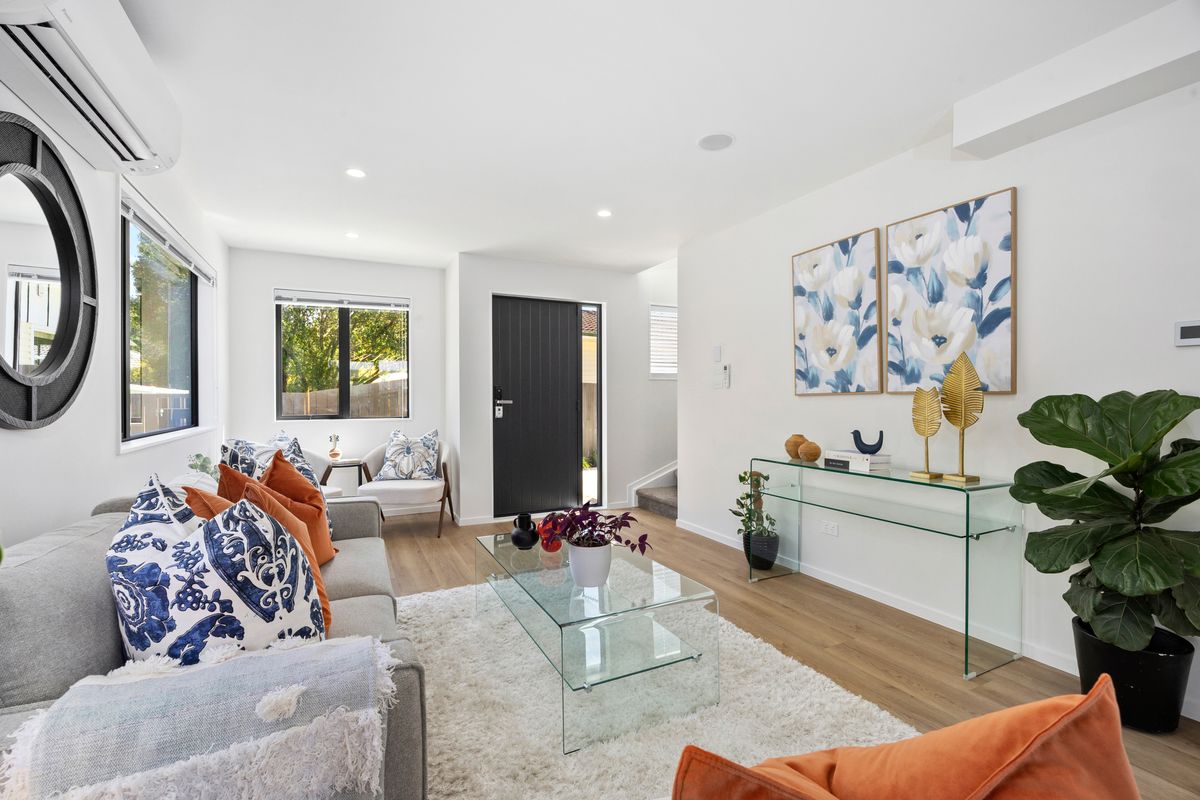 Standalone Freehold Beauty in Prime Greenbay - Ansicht 6