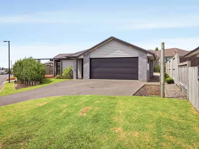 74  Bert Wall Drive, Omokoroa