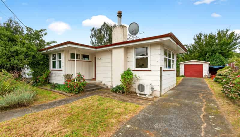 4 Hardie Grove, Featherston