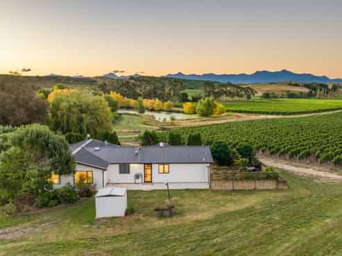 145 Wrekin Road, Fairhall